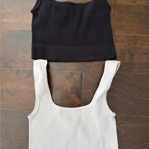 Stylish Black and White Cropped Ribbed Tank Tops